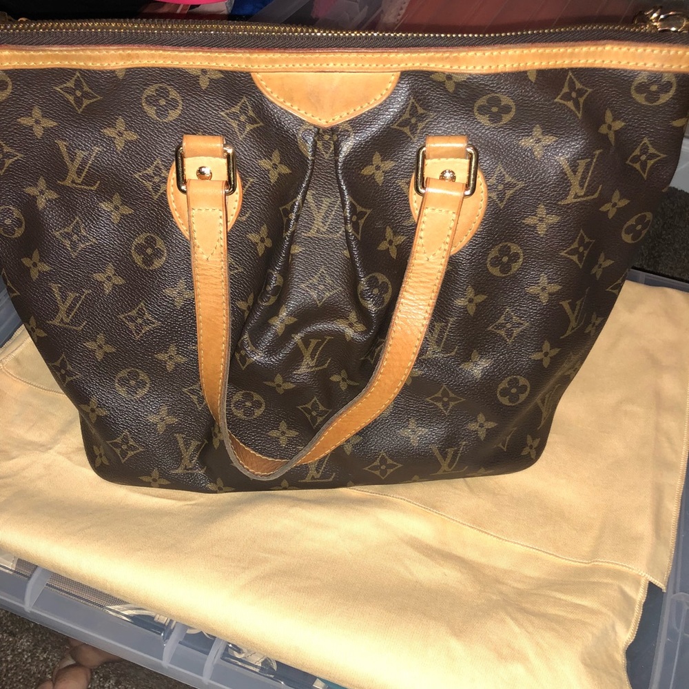 LOUIS VUITTON PALOMA USED